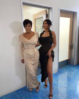 Kylie Jenner feet photo thumbnail