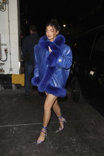 Kylie Jenner feet photo thumbnail
