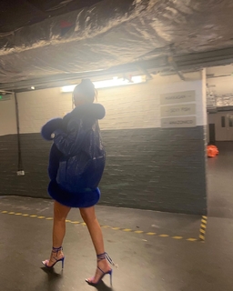 Kylie Jenner feet photo thumbnail