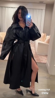 Kylie Jenner feet photo thumbnail