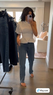 Kylie Jenner feet photo thumbnail