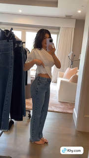 Kylie Jenner feet photo thumbnail