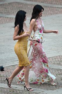 Kylie Jenner feet photo thumbnail