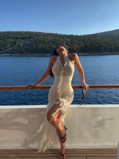 Kylie Jenner feet photo thumbnail