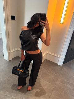 Kylie Jenner feet photo thumbnail