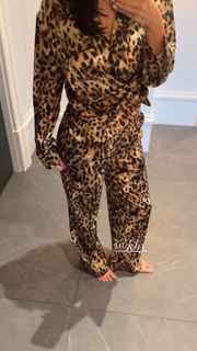 Kylie Jenner feet photo thumbnail