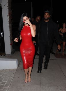 Kylie Jenner feet photo 13