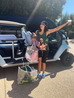 Kylie Jenner feet photo 17
