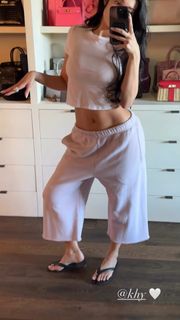 Kylie Jenner feet photo 13