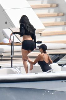 Kylie Jenner feet photo 12