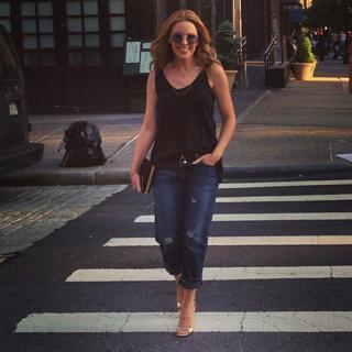 Kylie Minogue feet photo thumbnail