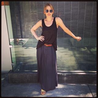 Kylie Minogue feet photo thumbnail