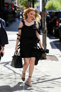 Kylie Minogue feet photo thumbnail