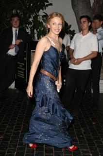 Kylie Minogue feet photo thumbnail