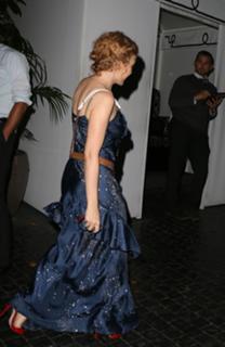 Kylie Minogue feet photo thumbnail