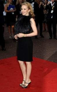 Kylie Minogue feet photo thumbnail