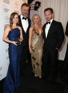 Kylie Minogue feet photo thumbnail