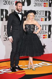 Kylie Minogue feet photo thumbnail