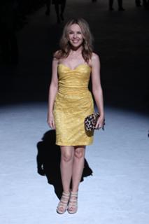 Kylie Minogue feet photo thumbnail