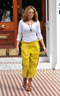 Kylie Minogue feet photo thumbnail