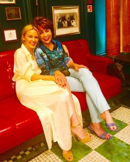 Kylie Minogue feet photo thumbnail