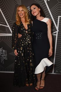 Kylie Minogue feet photo thumbnail