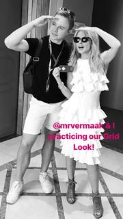 Kylie Minogue feet photo thumbnail