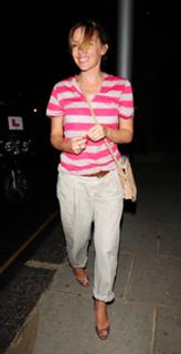 Kylie Minogue feet photo thumbnail