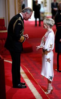 Kylie Minogue feet photo thumbnail