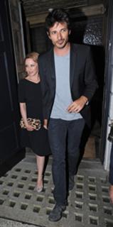 Kylie Minogue feet photo thumbnail