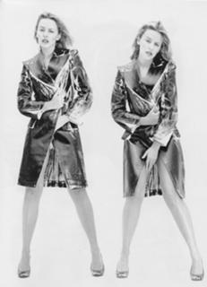 Kylie Minogue feet photo thumbnail