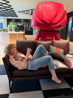 Kylie Minogue feet photo 8
