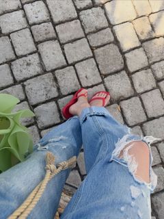 Kylie Minogue feet photo 5