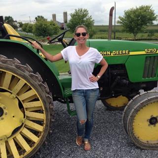 Kym Johnson Herjavec feet photo 9