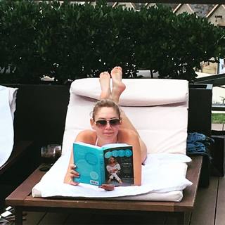Kym Johnson Herjavec feet photo 15