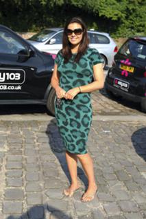 Kym Marsh feet photo thumbnail
