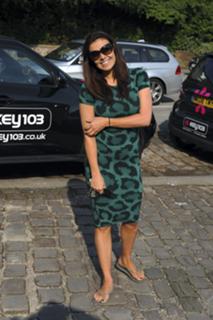 Kym Marsh feet photo thumbnail