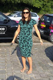 Kym Marsh feet photo thumbnail