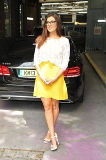 Kym Marsh feet photo thumbnail