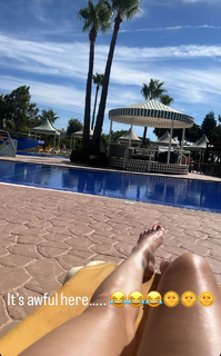 Kym Marsh feet photo thumbnail