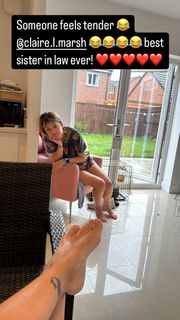 Kym Marsh feet photo thumbnail