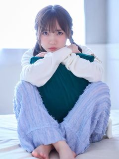 Kyoko Saito feet photo 9