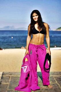Kyra Gracie feet photo 5