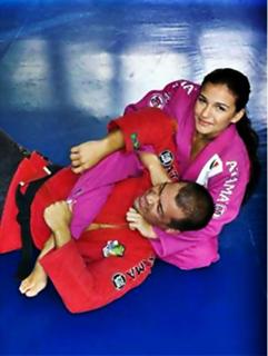 Kyra Gracie feet photo 16