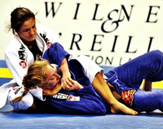 Kyra Gracie feet photo 6