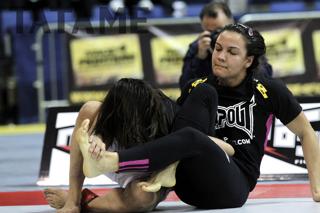 Kyra Gracie feet photo 19