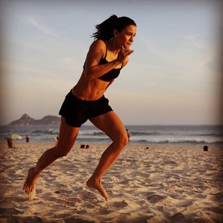 Kyra Gracie feet photo 10