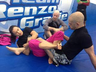 Kyra Gracie feet photo 2