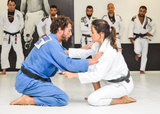 Kyra Gracie feet photo 17