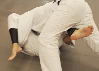 Kyra Gracie feet photo 5